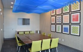 Holiday Inn Express & Suites - Charlotte Ne - University Area By Ihg